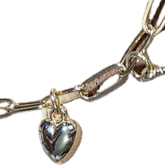 NWT ⚜️👑⚜️ ATTERRI Gorgeous multi charm Necklace - Picture 7 of 7